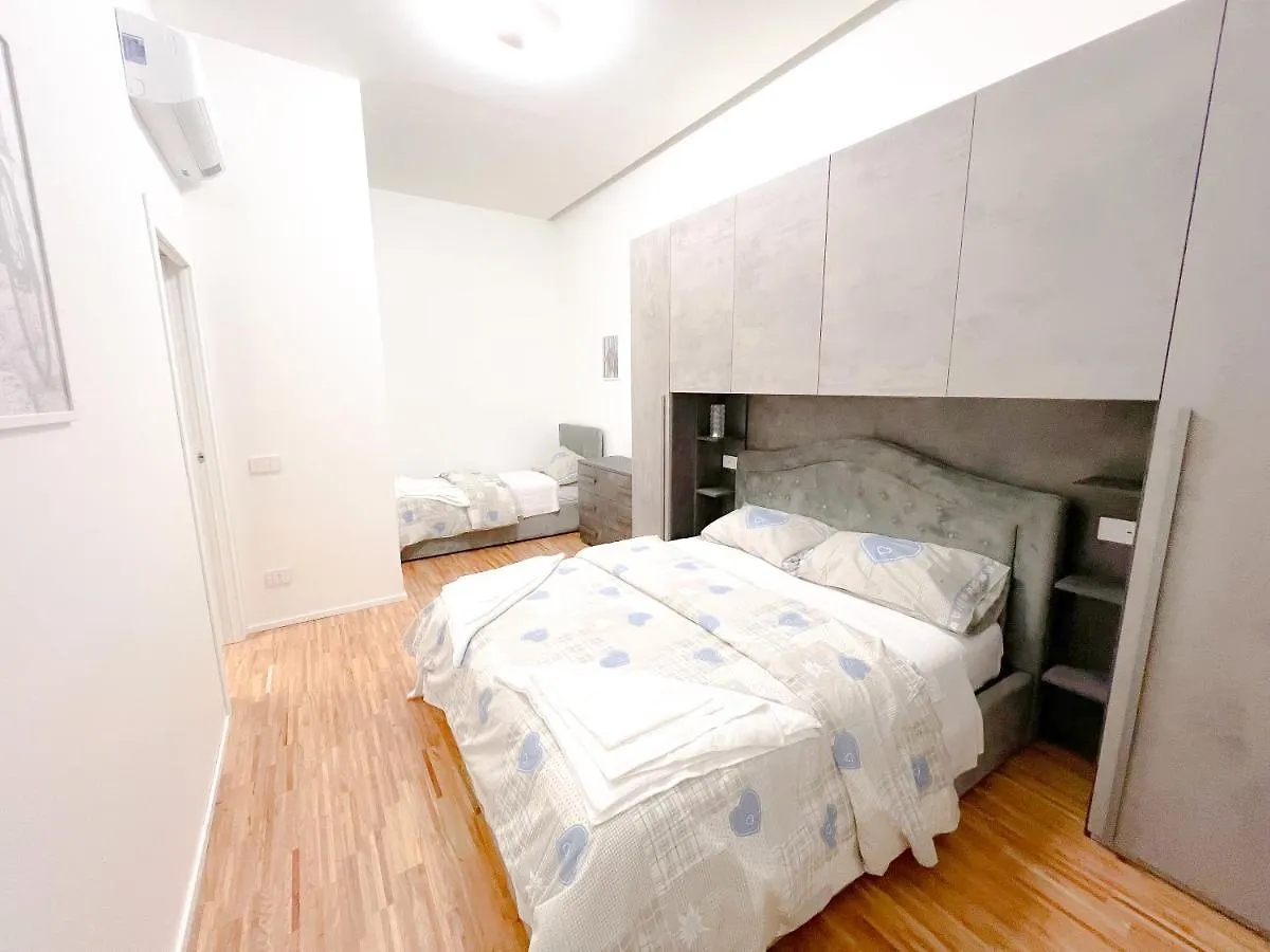 Attia Residence 3 - Wifi - Duomo Mailand 0*,  Italien